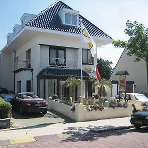 Hotel / Pension Villa Tanahlot Zandvoort