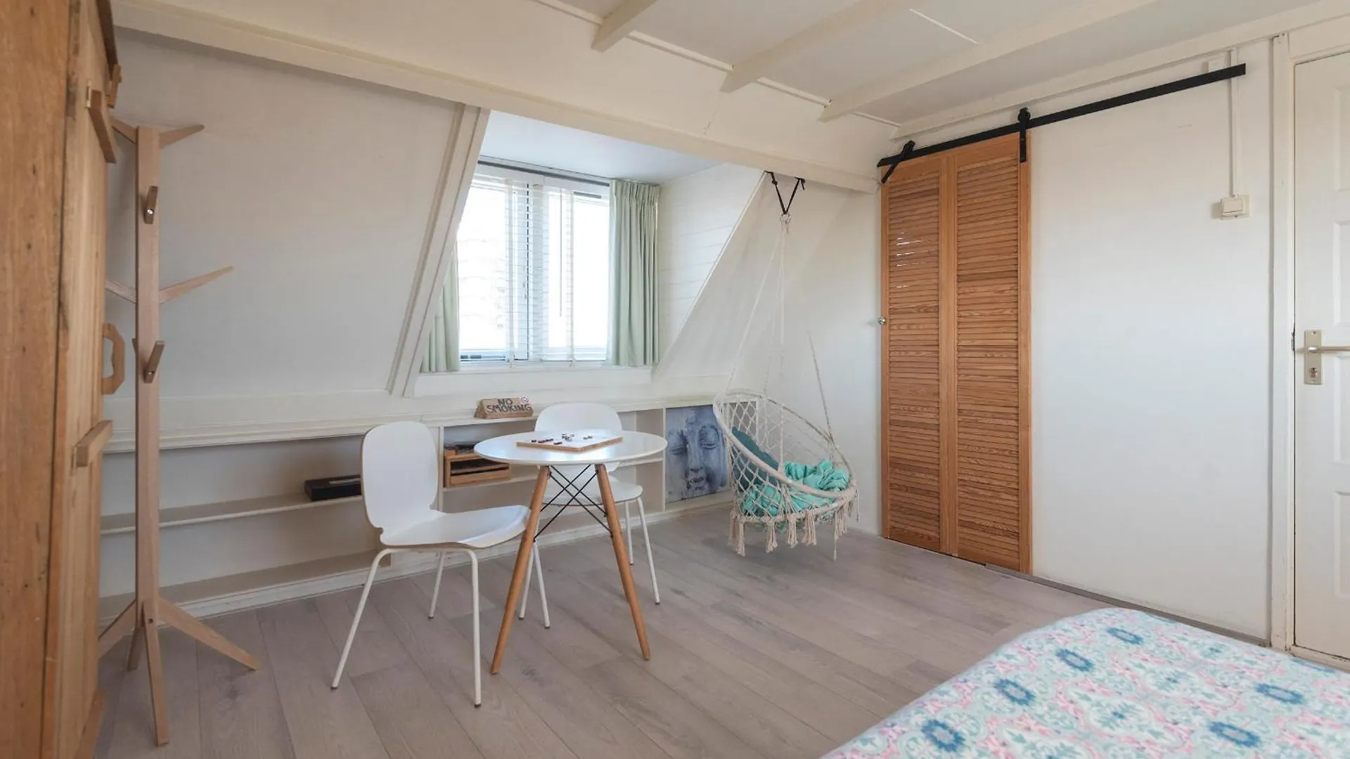 B&B Little Miss Sunshine Zandvoort