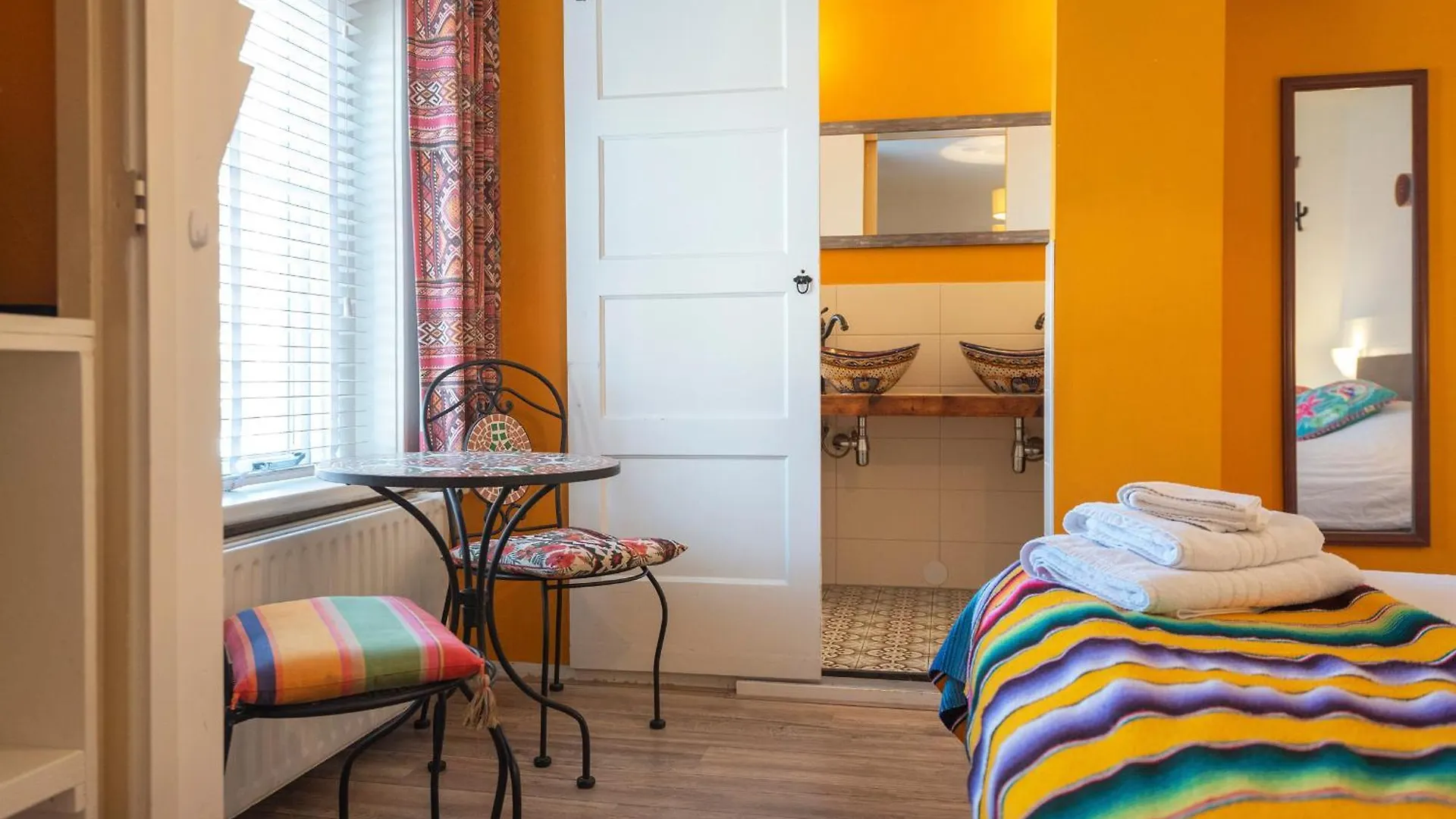 B&B Little Miss Sunshine Zandvoort