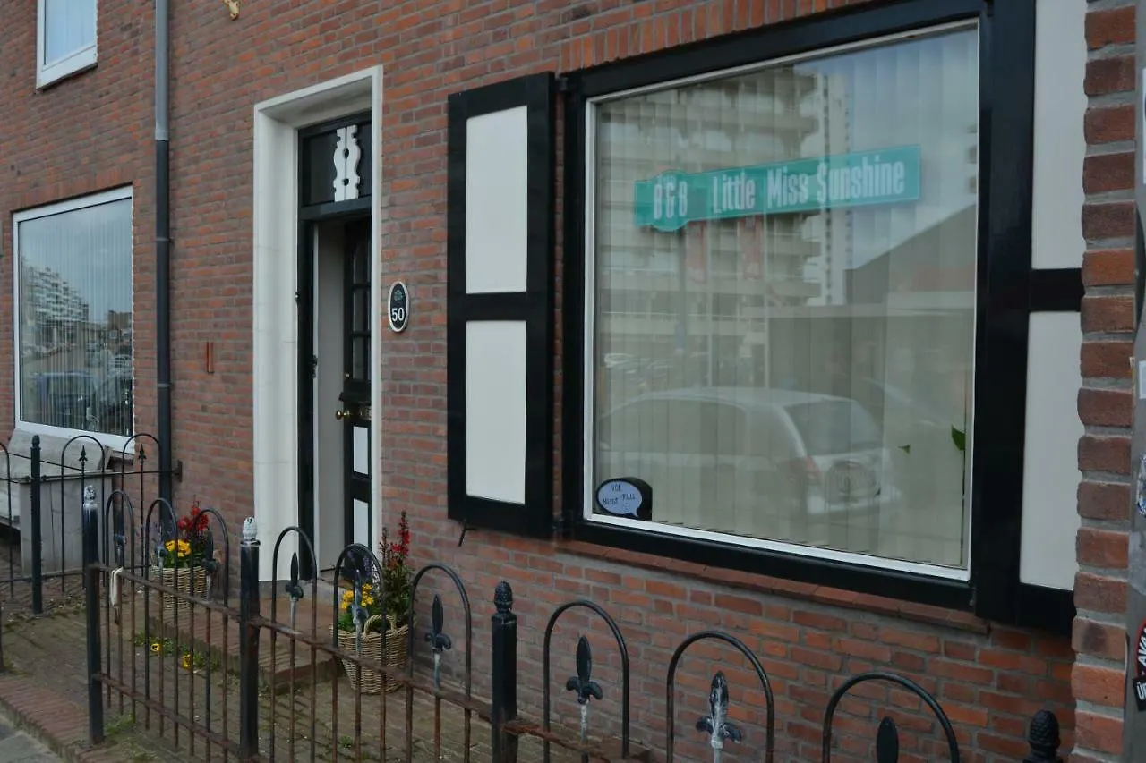 *** Frühstückspension B&B Little Miss Sunshine Zandvoort Niederlande